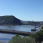 Apartament Danube Paradise *