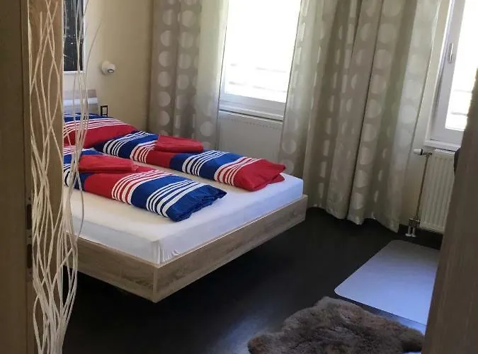 Danube Paradise Apartament *