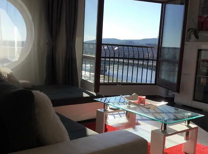 Danube Paradise Apartament *